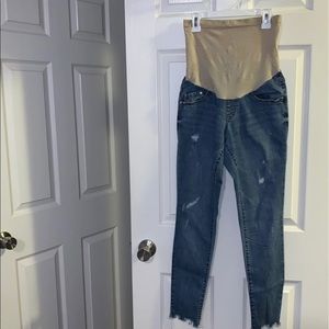 Jessica Simpson maternity skinny jeans